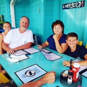 Meet your Posher, Robin